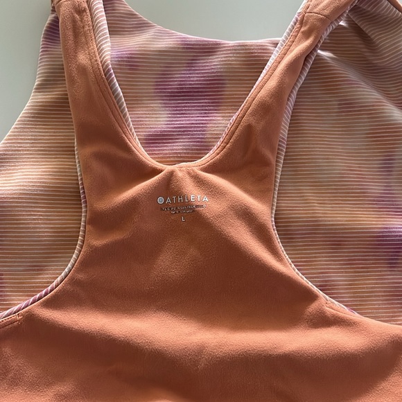 Athleta summer conscious, crop size large - Picture 3 of 3